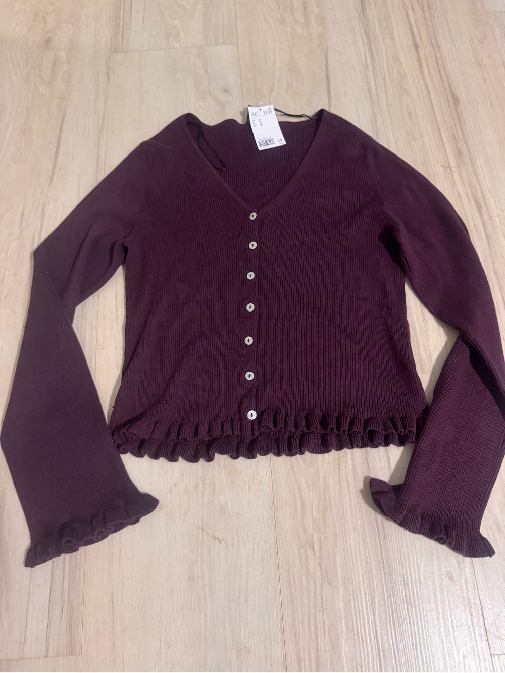 H&M Women's Ruffled Hem Button-Front Cardigan - Deep Plum with stretch